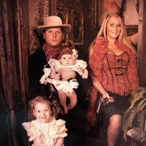 Meet your Posher, Travis